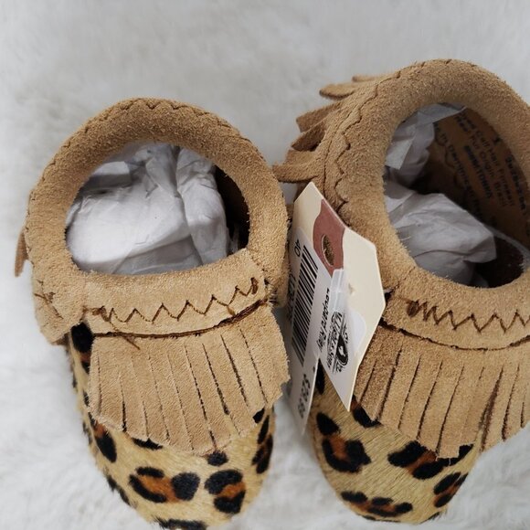 Minnetonka Riley Leopard Hair on Hide Baby Moccasins Size 1 NWT - Picture 11 of 12